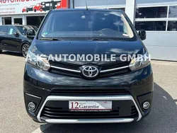 Schwarz Gebraucht 2022 Toyota Proace Verso Kombi | 34.499 € (Guter Preis)