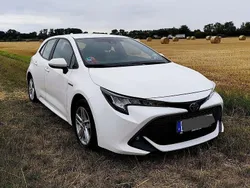 Weiß Gebraucht 2020 Toyota Corolla Business Edition Limousine | 18.500 € (Teuer)