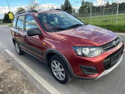 Rot Gebraucht 2018 Lada Kalina Kleinwagen | 3.500 € (Superpreis)