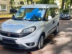 Silber Gebraucht 2023 Fiat Doblò Van / Kleinbus | 11.900 €