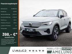 Sage green Gebraucht 2022 Volvo XC40 Core SUV | 31.890 € (Fairer Preis)