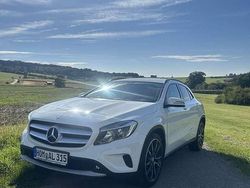 Weiß Gebraucht 2014 Mercedes GLA200 SUV | 14.800 € (Fairer Preis)