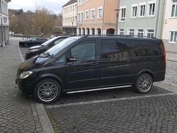 Schwarz Gebraucht 2008 Mercedes Viano Van / Kleinbus | 15.200 €