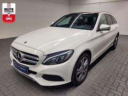 Weiß (polarweiss) Gebraucht 2017 Mercedes C200 Avantgarde Kombi | 21.480 € (Fairer Preis)