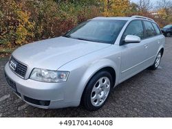 Silber Gebraucht 2004 Audi A4 Kombi | 6.970 €