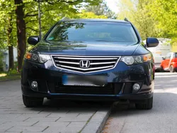 Blau Gebraucht 2009 Honda Accord Executive Kombi | 7.000 € (Fairer Preis)