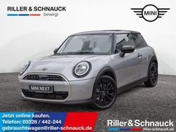 Melting silver Gebraucht 2024 Mini Cooper Classic Kleinwagen | 26.900 € (Superpreis)