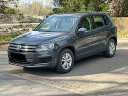 Grau Gebraucht 2015 VW Tiguan Trendline SUV | 9.990 € (Fairer Preis)