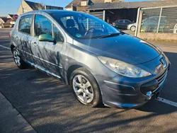 Grau Gebraucht 2007 Peugeot 307 Limousine | 1.700 € (Fairer Preis)
