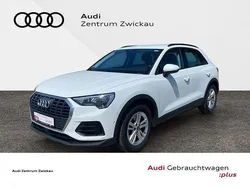 Weiß Gebraucht 2023 Audi Q3 Basis SUV | 32.430 € (Fairer Preis)
