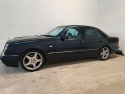 Blau Gebraucht 1998 Mercedes E430 Avantgarde Limousine | 5.500 € (Etwas zu teuer)