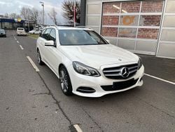 Weiß Gebraucht 2013 Mercedes 300 Limousine | 12.150 € (Fairer Preis)