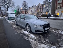 Grau Gebraucht 2013 Audi A8 Ambiente Limousine | 10.900 €