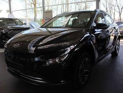 Schwarz metallic Gebraucht 2022 Hyundai Kona Select SUV | 21.570 € (Teuer)