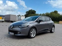 Grau Gebraucht 2016 Renault Clio IV LIMITED Kleinwagen | 6.950 € (Guter Preis)