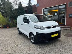 Weiß Gebraucht 2017 Citroën Jumpy Profi Van / Kleinbus | 11.900 € (Superpreis)