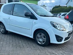 Weiß Gebraucht 2010 Renault Twingo Night&Day Kleinwagen | 2.750 €