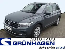 Delfingrau (metallic) Gebraucht 2024 VW Tiguan Move SUV | 35.980 € (Fairer Preis)
