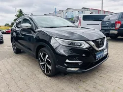 Schwarz Gebraucht 2018 Nissan Qashqai Tekna SUV | 17.970 € (Etwas zu teuer)