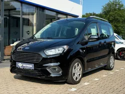 Schwarz Gebraucht 2019 Ford Tourneo Courier Trend Van / Kleinbus | 11.990 € (Guter Preis)