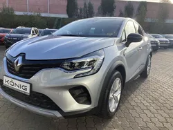 Highlandgrau Gebraucht 2023 Renault Captur Evolution SUV | 21.897 € (Fairer Preis)