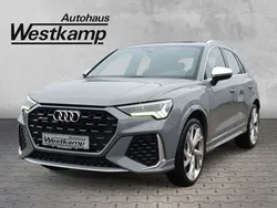 Grau Gebraucht 2022 Audi RS Q3 Sport SUV | 59.990 € (Fairer Preis)
