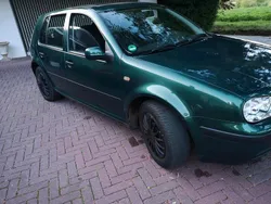 Grün Gebraucht 1999 VW Golf IV Limousine | 1.500 € (Fairer Preis)