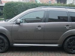 Braun Gebraucht 2012 Mitsubishi Outlander Motion SUV | 3.999 € (Fairer Preis)
