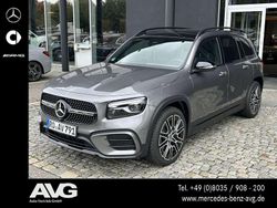 Grau Gebraucht 2025 Mercedes GLB220 AMG line SUV | 52.500 € (Fairer Preis)