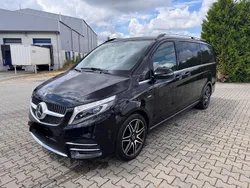 Schwarz Gebraucht 2016 Mercedes V250 Avantgarde Van / Kleinbus | 37.999 € (Fairer Preis)