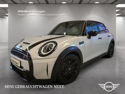 Weiß Gebraucht 2022 Mini Cooper S Kleinwagen | 29.890 € (Etwas zu teuer)