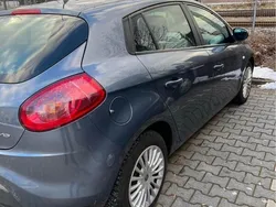 Blau Gebraucht 2007 Fiat Bravo Kleinwagen | 2.300 €
