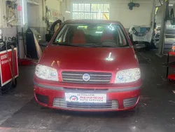 Rot Gebraucht 2005 Fiat Punto Active Kleinwagen | 1.500 € (Fairer Preis)