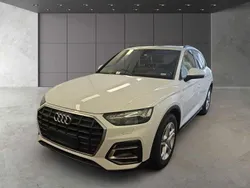 Weiß Gebraucht 2020 Audi Q5 S-Line SUV | 34.390 € (Etwas zu teuer)
