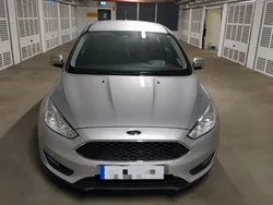Silber Gebraucht 2018 Ford Focus Business Edition Kombi | 9.200 € (Guter Preis)