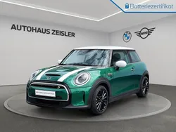 British racing green Gebraucht 2022 Mini Cooper SE Hatch Kleinwagen | 18.980 € (Fairer Preis)
