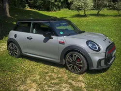 Grau Gebraucht 2021 Mini John Cooper Works Kleinwagen | 30.500 € (Fairer Preis)