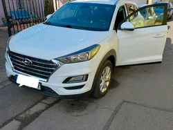 Weiß Gebraucht 2019 Hyundai Tucson SUV | 17.000 € (Etwas zu teuer)