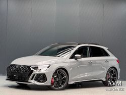 Grau Neu 2025 Audi RS3 Sportback Sport Kleinwagen | 70.900 € (Fairer Preis)
