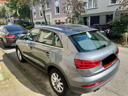 Grau Gebraucht 2012 Audi Q3 Comfort SUV | 15.000 € (Fairer Preis)