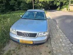 Grau Gebraucht 1997 Audi A6 Limousine | 1.500 € (Fairer Preis)