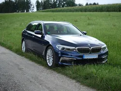 Blau Gebraucht 2017 BMW 540 Sport Line Kombi | 39.450 € (Teuer)