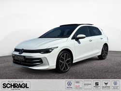 Pure white Gebraucht 2024 VW Golf VIII Edition Limousine | 34.890 € (Etwas zu teuer)