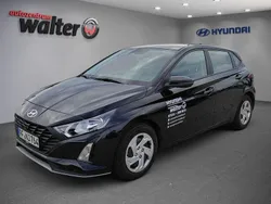 Schwarz Gebraucht 2024 Hyundai i20 Select Limousine | 16.990 € (Etwas zu teuer)