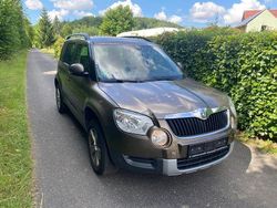 Braun Gebraucht 2013 Skoda Yeti Easy SUV | 5.300 € (Fairer Preis)