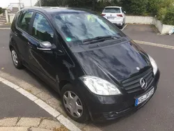 Schwarz Gebraucht 2011 Mercedes A180 Avantgarde Van / Kleinbus | 3.400 € (Guter Preis)