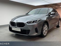 Skyscraper grau metallic Neu 2025 BMW 120 Shadowline Kleinwagen | 34.790 € (Guter Preis)