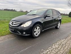 Schwarz Gebraucht 2007 Mercedes R350 AMG Van / Kleinbus | 6.800 € (Etwas zu teuer)