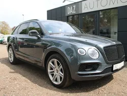 Grau Gebraucht 2018 Bentley Bentayga SUV | 89.995 €