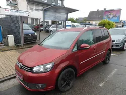 Wild cherry red Gebraucht 2012 VW Touran Highline Van / Kleinbus | 8.990 € (Fairer Preis)